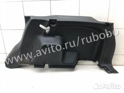 Обшивка багажника правая Land Rover Freelander 2