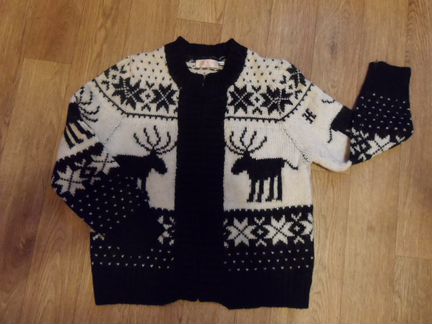 Свитер шерстяной