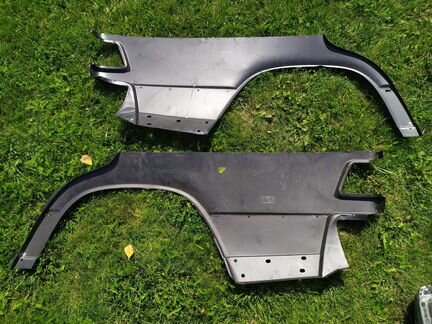 Задние крылья Mercedes 190 w201