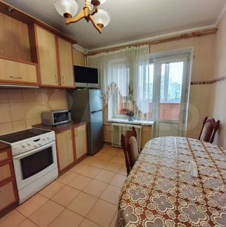 2-к квартира, 70 м², 6/10 эт.