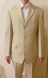 Костюм мужской светлый 46-48 М