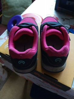 Кроссовки на девочку 27 раз