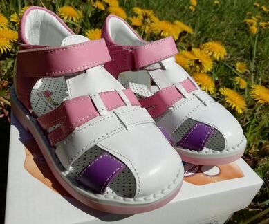 Босоножки новые кожаные Турция размер 22,24,25