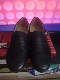 Школьные Новые Туфли ralf ringer 36 размер кожа