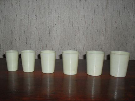 Стаканчики пластмассовые