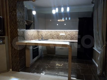 3-к квартира, 100 м², 17/32 эт.
