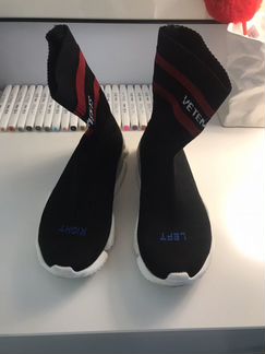 Кроссовки Vetements