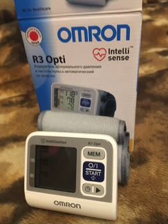 Тонометр на запястье Omron R3 Opti