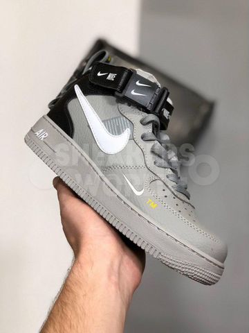 air force 1 lv8 utility mid