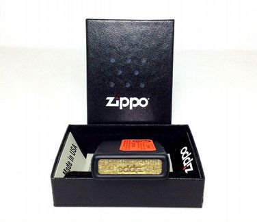Зажигалка Zippo 28533 Woman Saluting