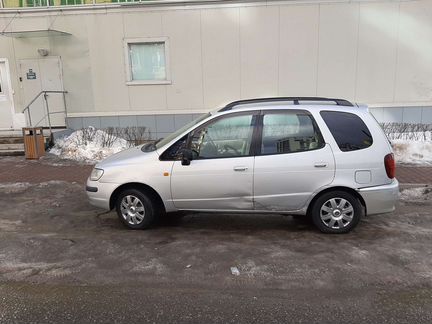 Toyota Corolla Spacio 1.6 AT, 2000, 299 000 км