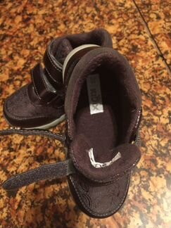 Ботинки на девочку