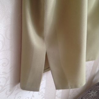 Юбка оливкового цвета