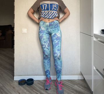 Спортивные леггинсы Adidas