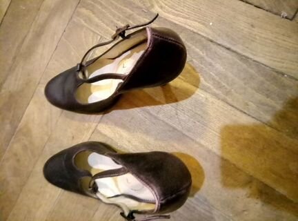 Туфли натуральная кожа Италия коричневые