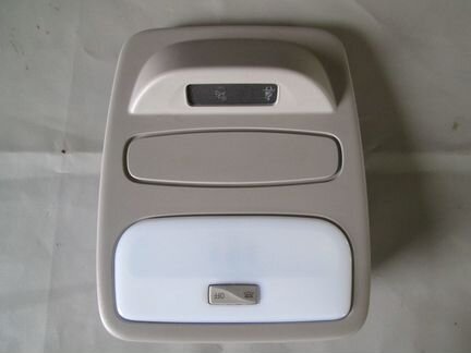 Салонный плафон на Renault Kaptur Рено Каптюр