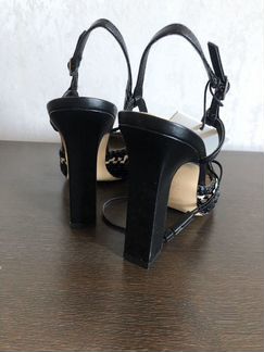 Босоножки Zara