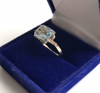 Кольцо золото 585 проба Россия голубой топаз