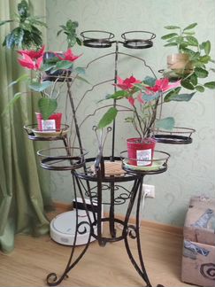 Подставка для цветов