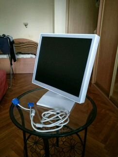 Монитор настольный