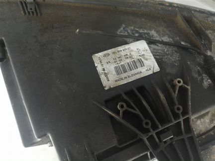 Фара левая VW Passat (B5+) 2000-2005