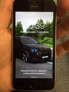 Телефон iPhone SE