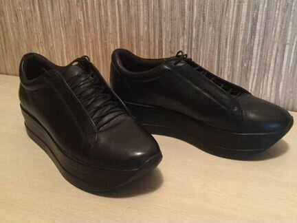 Кроссовки женские vagabond